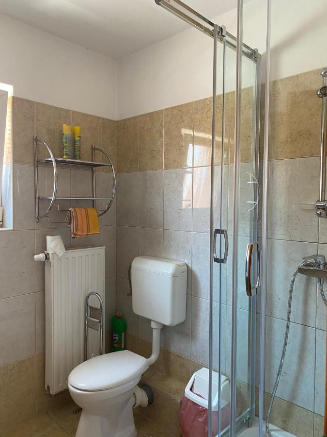 Abigel Apartmanhaz 블로톤퓌레드 외부 사진